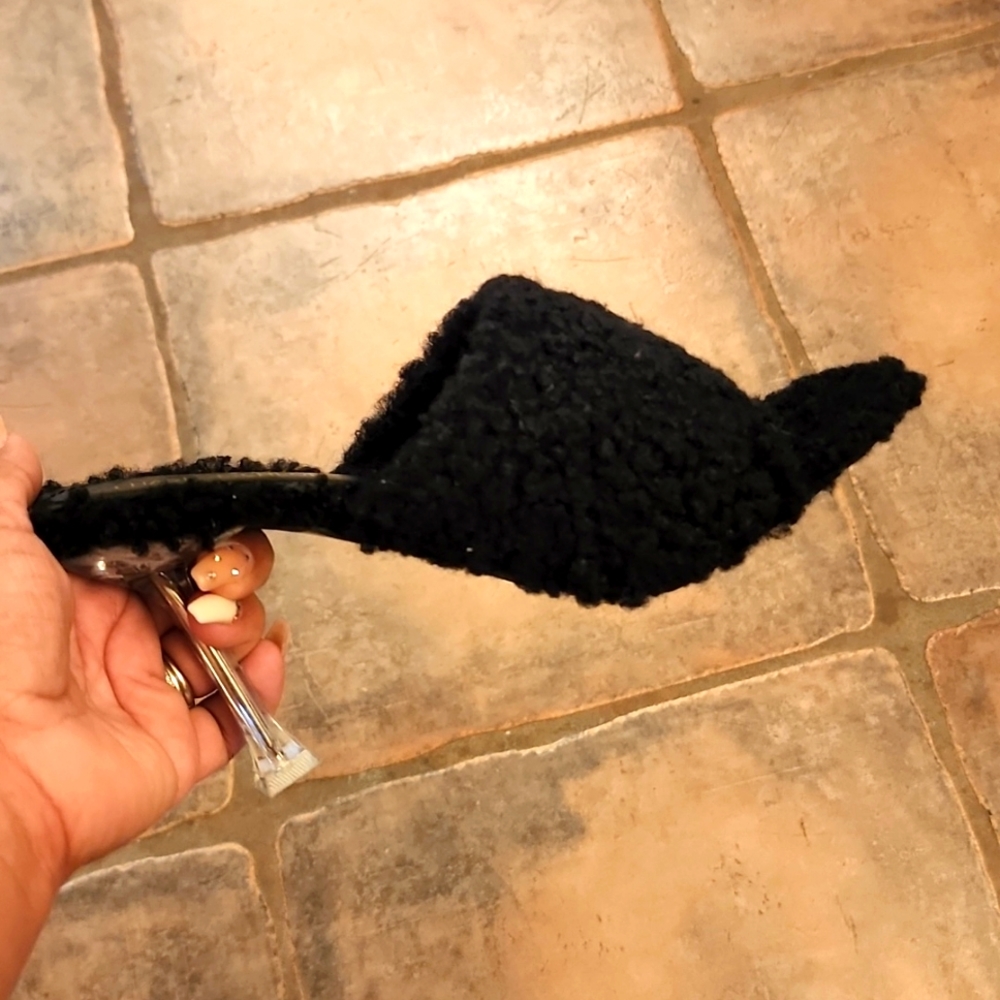 Chase & Chloe fuzzy acrylic heeled slide